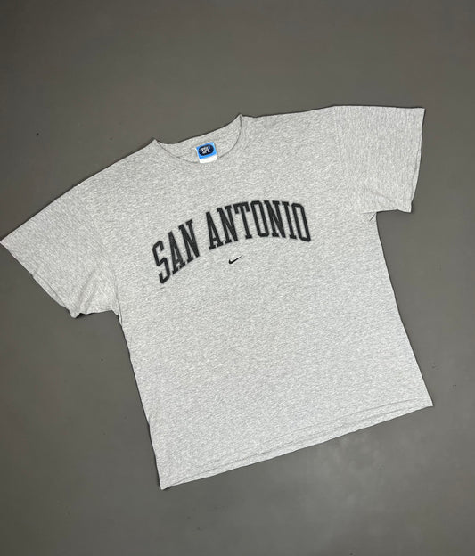 Vintage Nike Shirt L