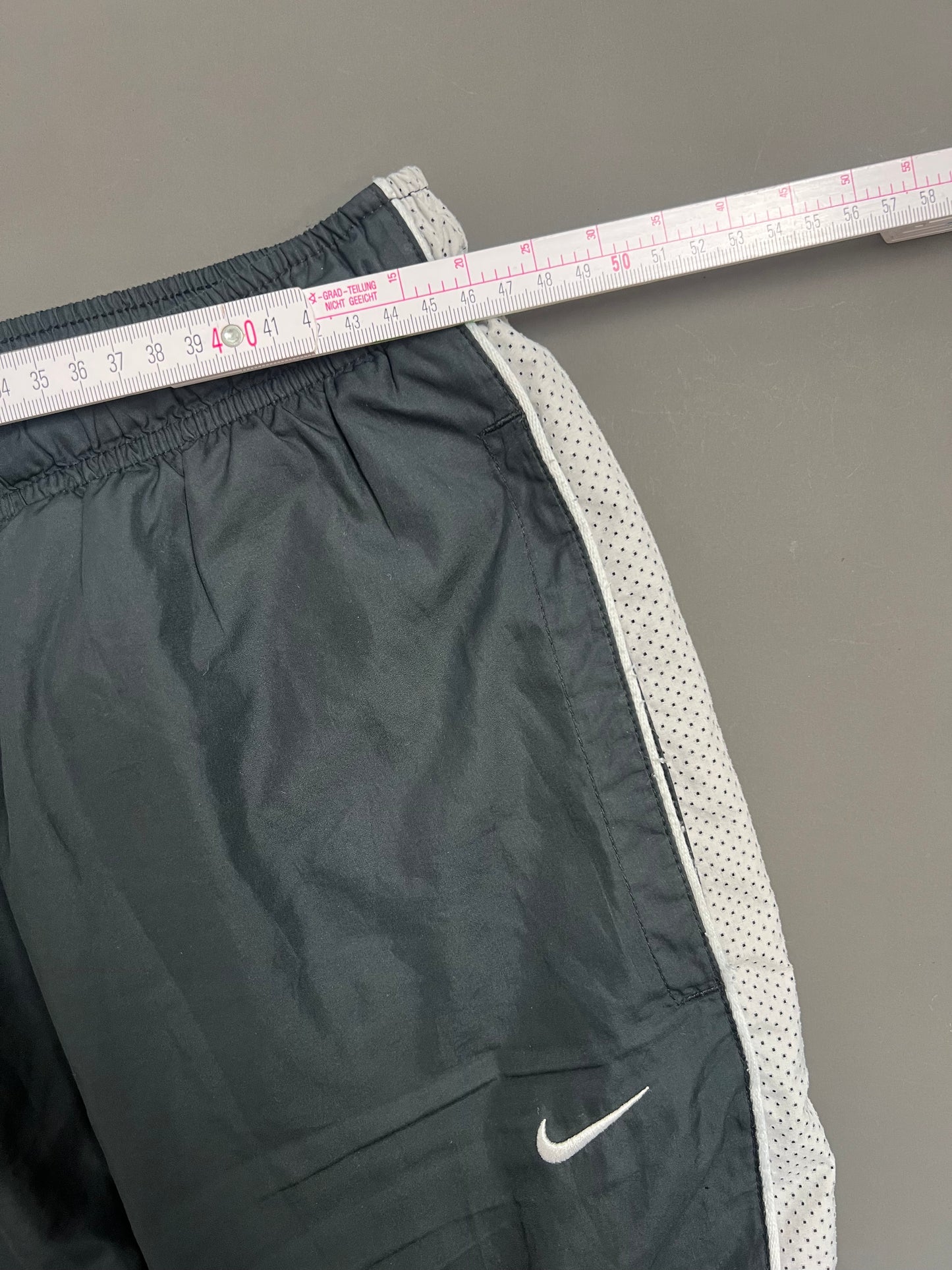 Vintage Nike Trackpants (XL)