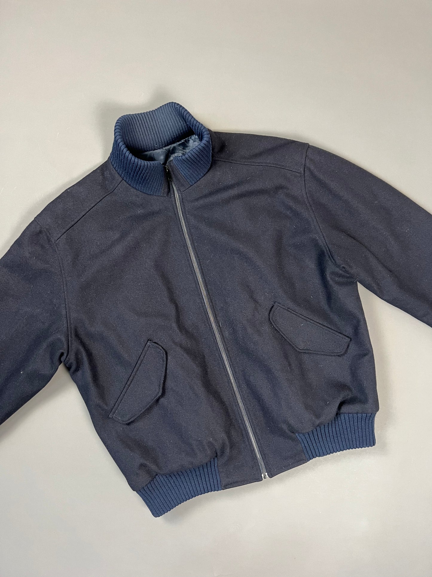 Elegante Bomberjacke aus Wolle (L)