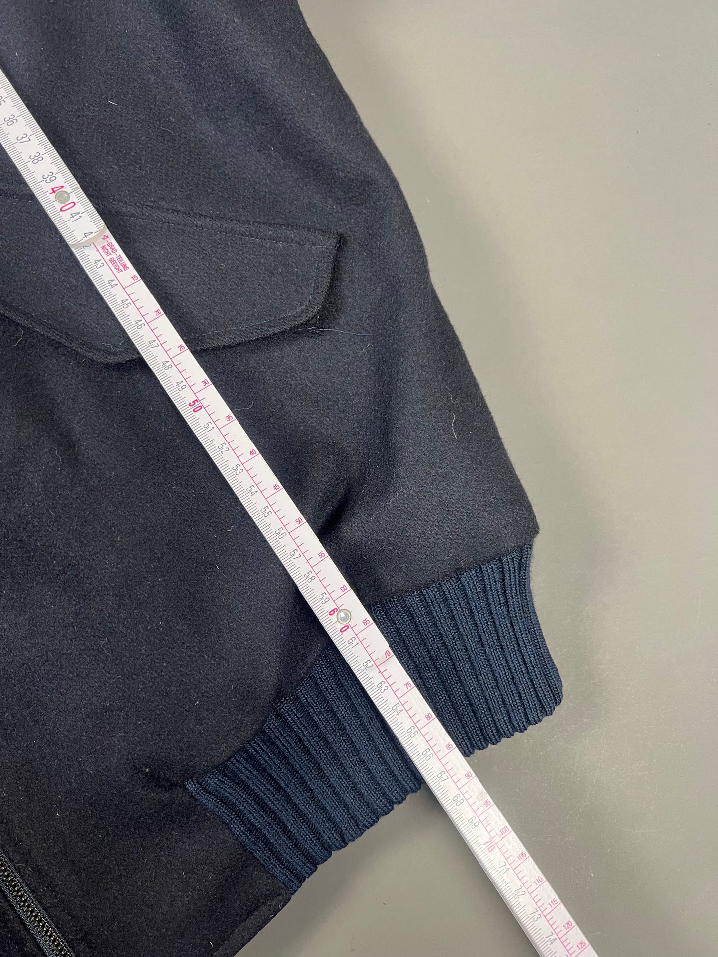 Elegante Bomberjacke aus Wolle (L)