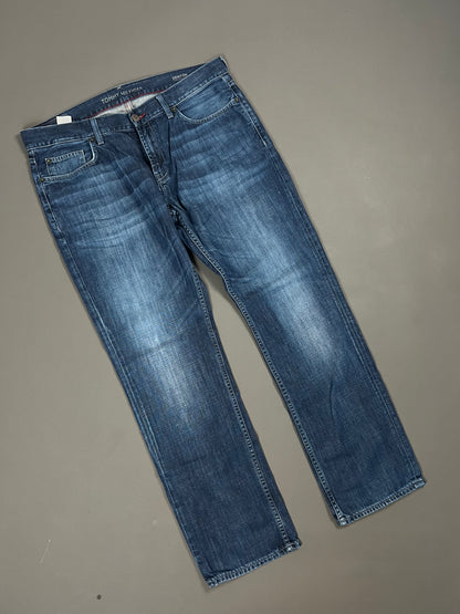 Vintage Tommy Jeans (XL)